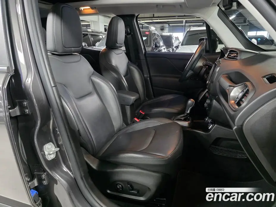 Jeep Renegade 2021 2.4 автомат (гидро), фото 13 Jeep Renegade 2021 2.4 автомат (гидро), фото 13