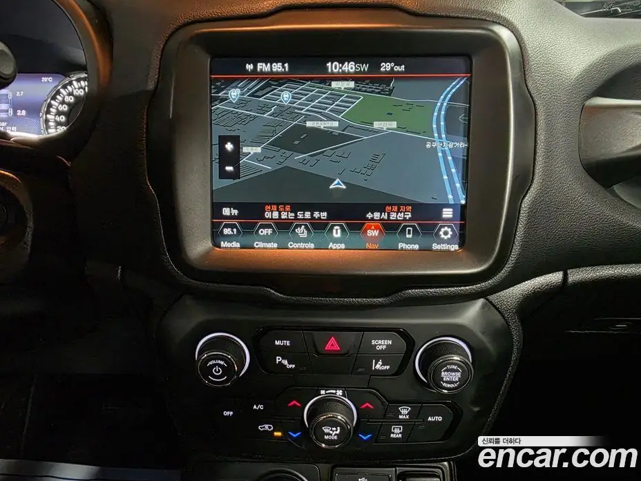 Jeep Renegade 2021 2.4 автомат (гидро), фото 16 Jeep Renegade 2021 2.4 автомат (гидро), фото 16