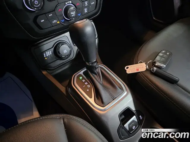 Jeep Renegade 2021 2.4 автомат (гидро), миниатюра 9 Jeep Renegade 2021 2.4 автомат (гидро), миниатюра 9