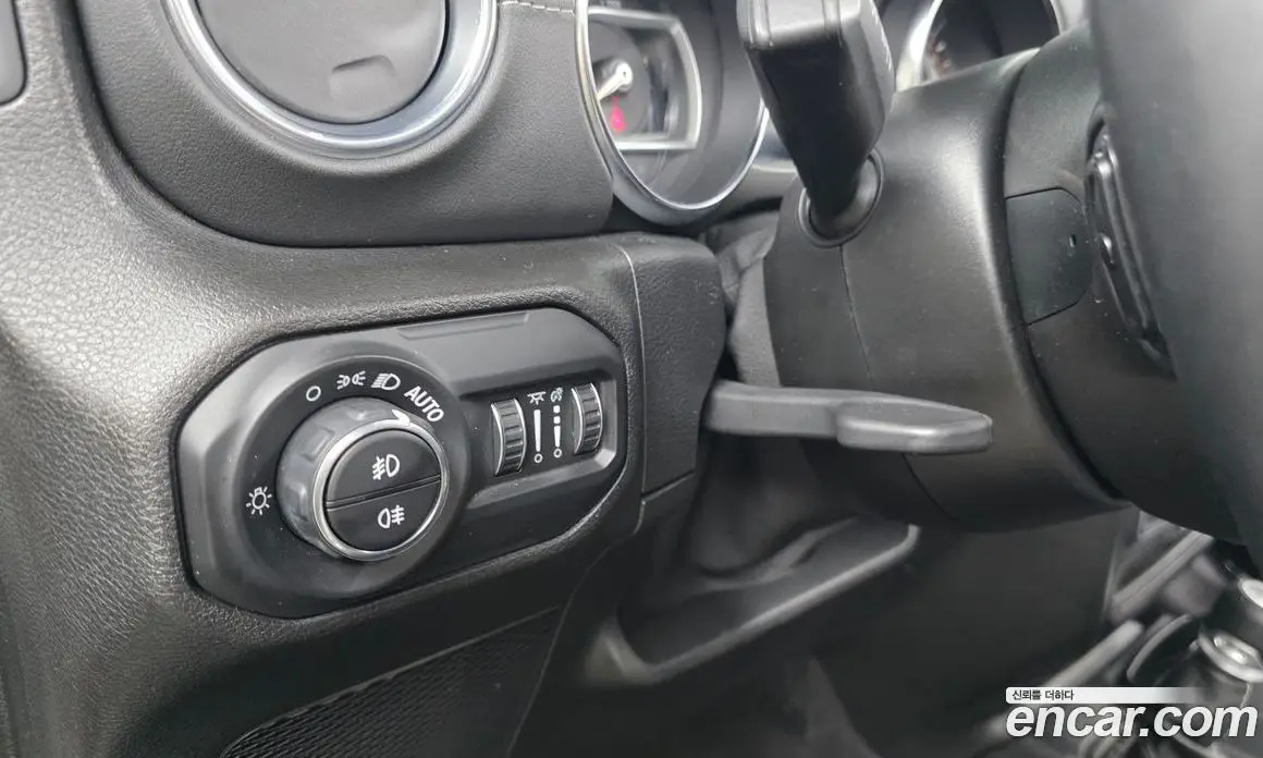 Jeep Wrangler 2021 2.0 автомат (гидро), фото 29 Jeep Wrangler 2021 2.0 автомат (гидро), фото 29
