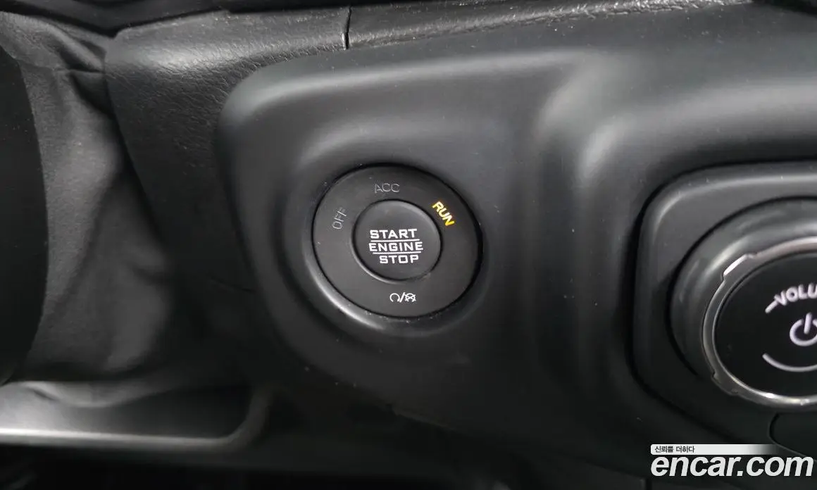 Jeep Wrangler 2021 2.0 автомат (гидро), фото 30 Jeep Wrangler 2021 2.0 автомат (гидро), фото 30