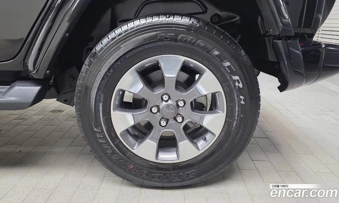 Jeep Wrangler 2021 2.0 автомат (гидро), фото 7 Jeep Wrangler 2021 2.0 автомат (гидро), фото 7