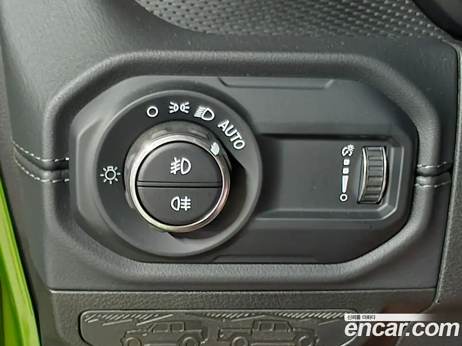 Jeep Wrangler 2025 2.0 автомат (гидро), фото 15 Jeep Wrangler 2025 2.0 автомат (гидро), фото 15