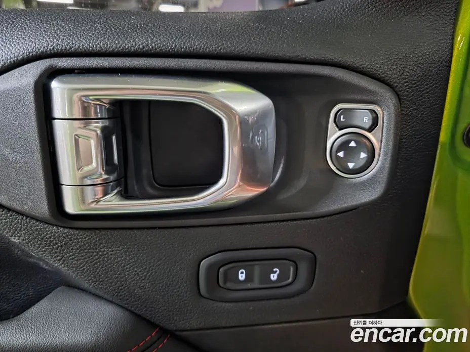Jeep Wrangler 2025 2.0 автомат (гидро), фото 16 Jeep Wrangler 2025 2.0 автомат (гидро), фото 16