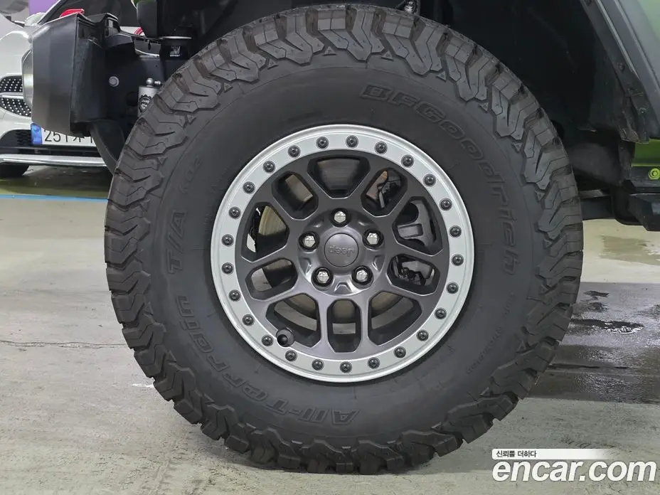 Jeep Wrangler 2025 2.0 автомат (гидро), фото 5 Jeep Wrangler 2025 2.0 автомат (гидро), фото 5