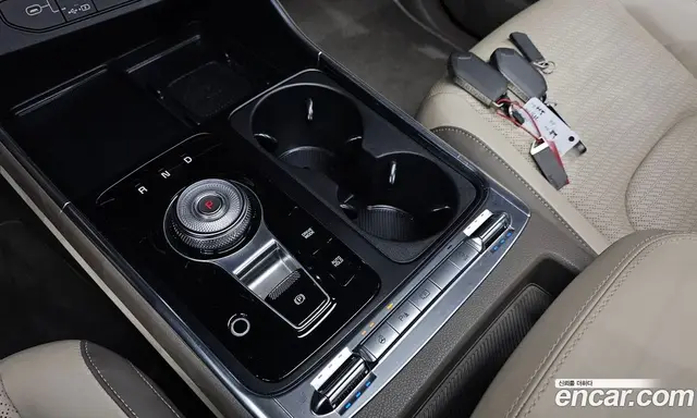 Kia Carnival 2023 3.5 автомат (гидро), миниатюра 11 Kia Carnival 2023 3.5 автомат (гидро), миниатюра 11