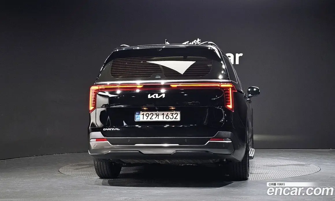 Kia Carnival 2023 3.5 автомат (гидро), фото 3 Kia Carnival 2023 3.5 автомат (гидро), фото 3