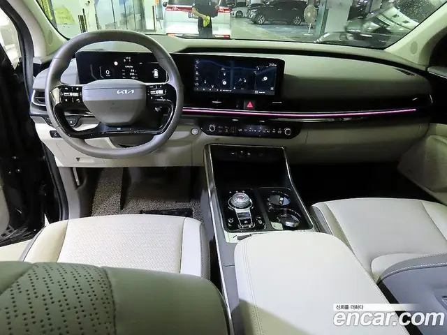 Kia Carnival 2024 1.6 автомат (гидро), миниатюра 11