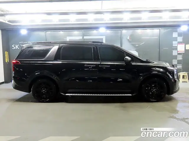 Kia Carnival 2024 1.6 автомат (гидро), миниатюра 3