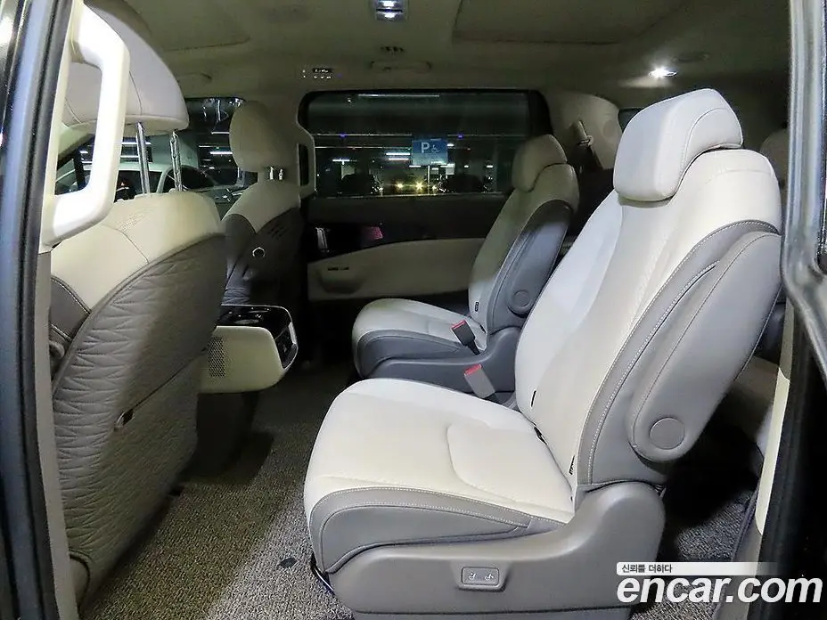 Kia Carnival 2024 1.6 автомат (гидро), фото 7