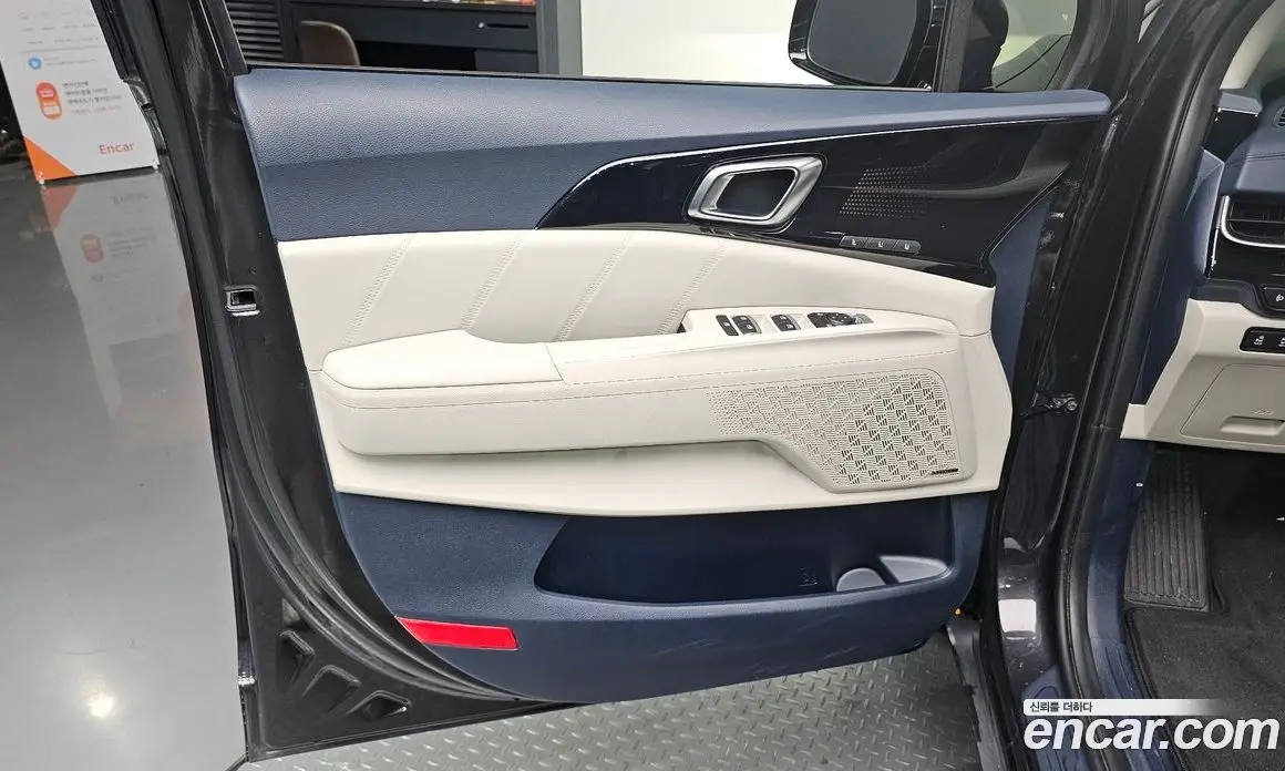 Kia Carnival 2024 1.6 автомат (гидро), фото 13 Kia Carnival 2024 1.6 автомат (гидро), фото 13