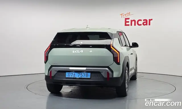 Kia EV3 2025 0.2 автомат (гидро), миниатюра 4 Kia EV3 2025 0.2 автомат (гидро), миниатюра 4