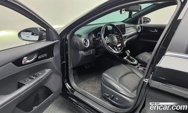 Kia K3 2023 1.6 автомат (гидро), миниатюра 10 Kia K3 2023 1.6 автомат (гидро), миниатюра 10