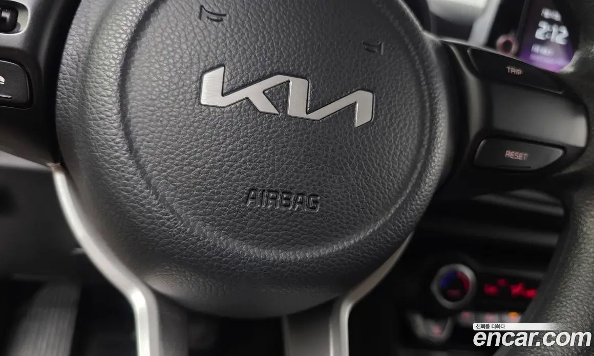 Kia Morning 2022 1.0 автомат (гидро), фото 33 Kia Morning 2022 1.0 автомат (гидро), фото 33