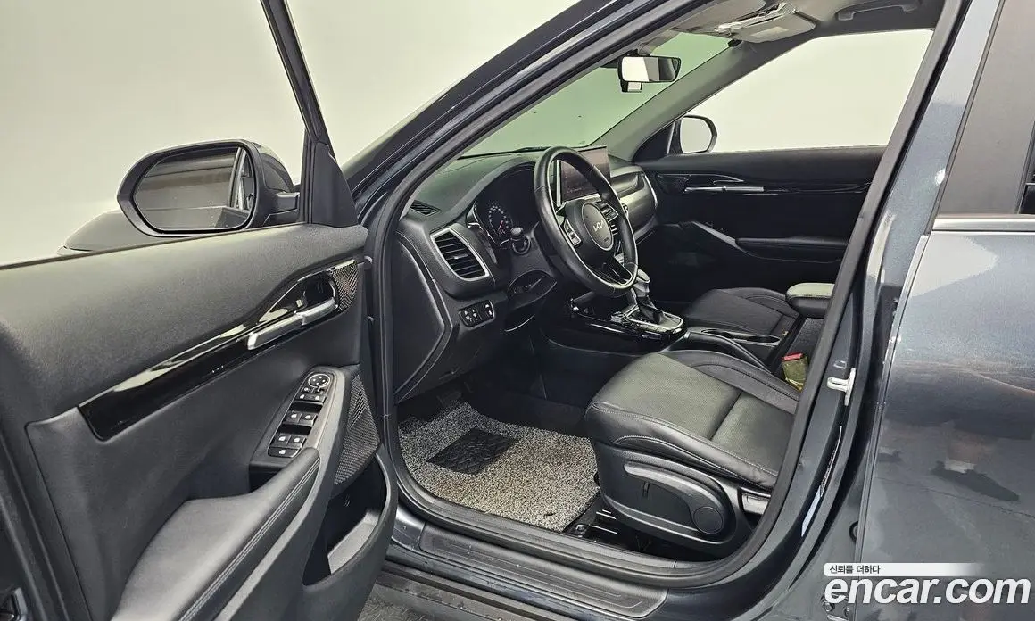 Kia Seltos 2021 1.6 автомат (гидро), фото 13 Kia Seltos 2021 1.6 автомат (гидро), фото 13