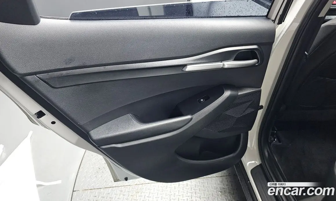Kia Seltos 2024 1.6 автомат (гидро), фото 15 Kia Seltos 2024 1.6 автомат (гидро), фото 15
