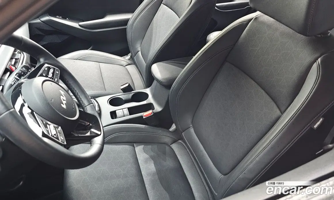 Kia Seltos 2024 1.6 автомат (гидро), фото 27 Kia Seltos 2024 1.6 автомат (гидро), фото 27
