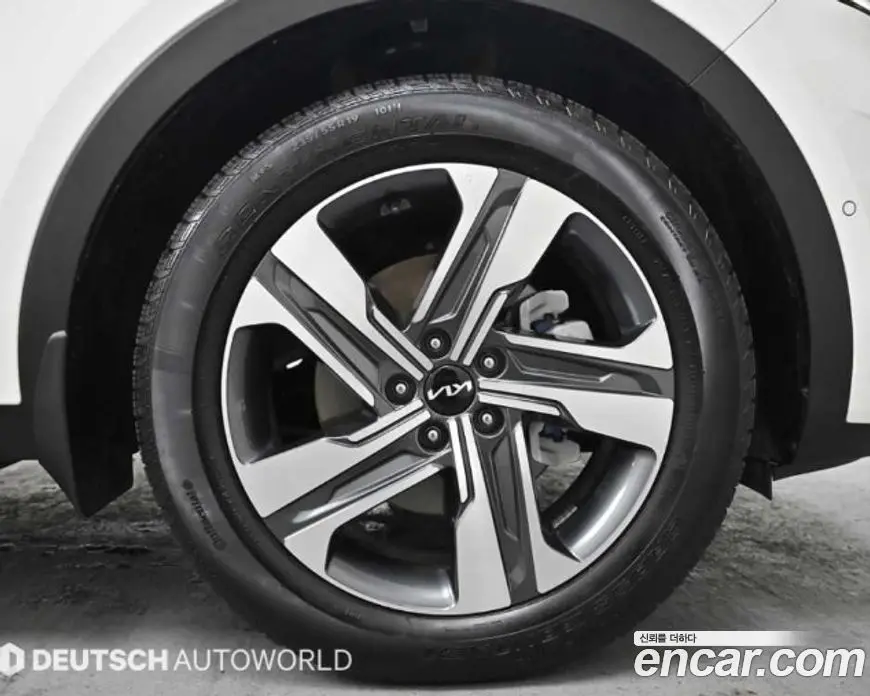 Kia Sorento 2023 1.6 автомат (гидро), фото 5