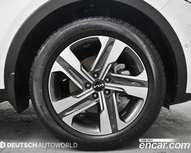 Kia Sorento 2023 1.6 автомат (гидро), миниатюра 5