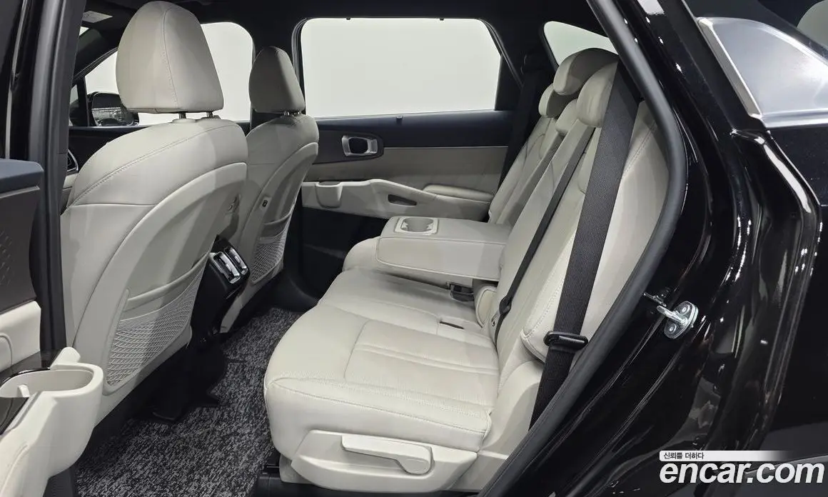 Kia Sorento 2024 1.6 автомат (гидро), фото 18 Kia Sorento 2024 1.6 автомат (гидро), фото 18