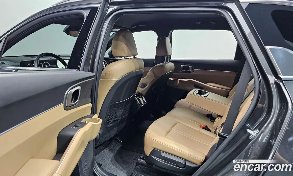 Kia Sorento 2025 2.5 автомат (гидро), фото 17 Kia Sorento 2025 2.5 автомат (гидро), фото 17