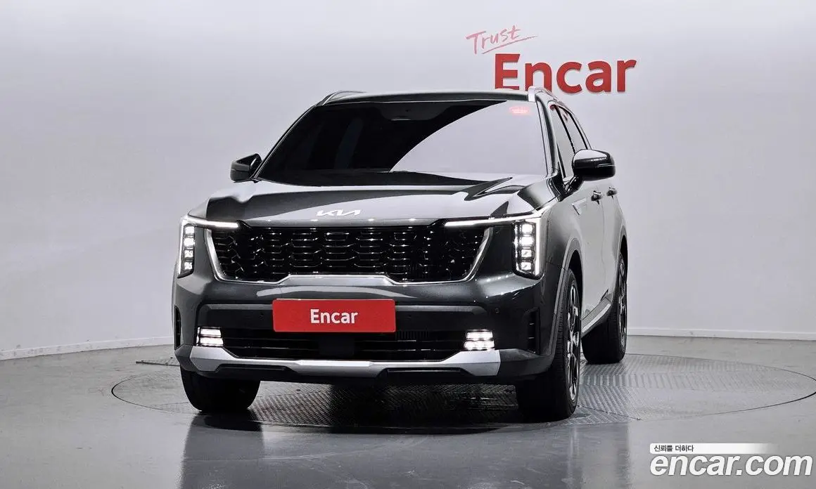 Kia Sorento 2025 2.5 автомат (гидро), фото 3 Kia Sorento 2025 2.5 автомат (гидро), фото 3