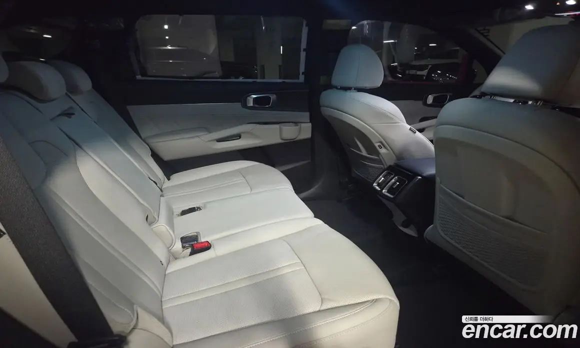 Kia Sorento 2026 1.6 автомат (гидро), фото 8 Kia Sorento 2026 1.6 автомат (гидро), фото 8
