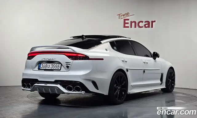 Kia Stinger, 2022, 24 692 км