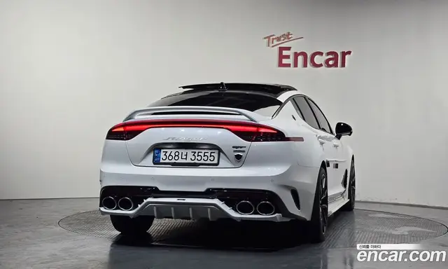 Kia Stinger 2022 3.3 автомат (гидро), миниатюра 3 Kia Stinger 2022 3.3 автомат (гидро), миниатюра 3