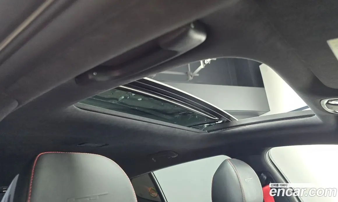 Kia Stinger 2022 3.3 автомат (гидро), фото 23 Kia Stinger 2022 3.3 автомат (гидро), фото 23