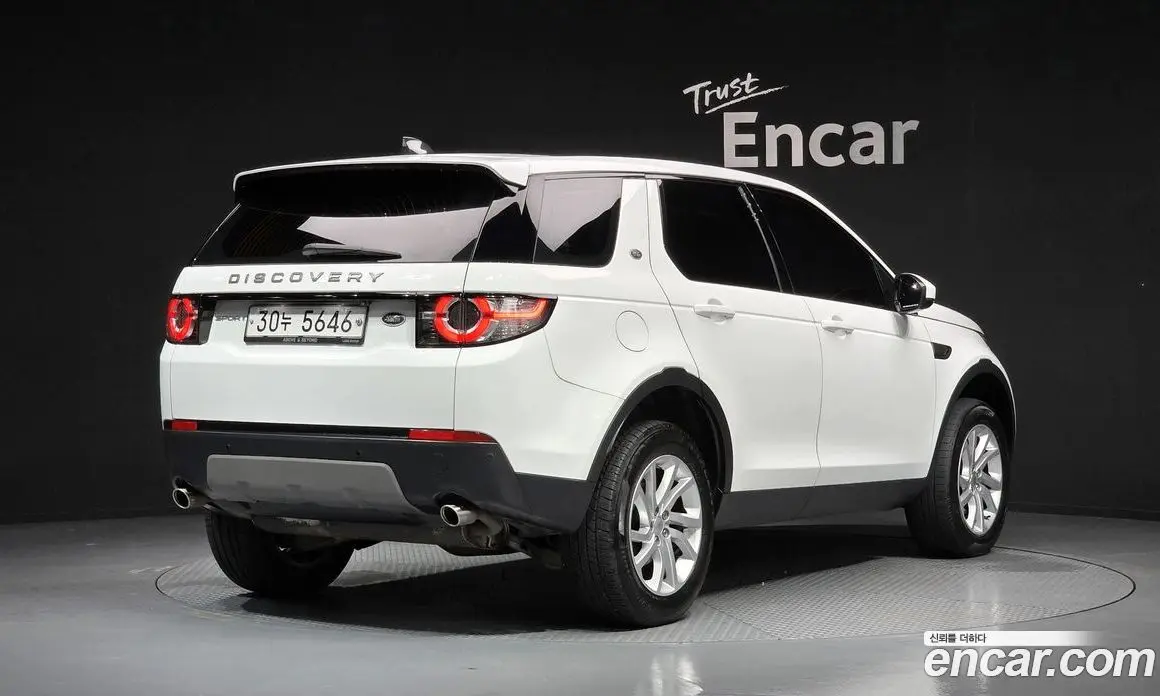 Land Rover Discovery Sport 2018 2.0 автомат (гидро), фото 2 Land Rover Discovery Sport 2018 2.0 автомат (гидро), фото 2