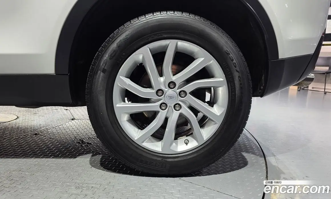 Land Rover Discovery Sport 2018 2.0 автомат (гидро), фото 7 Land Rover Discovery Sport 2018 2.0 автомат (гидро), фото 7