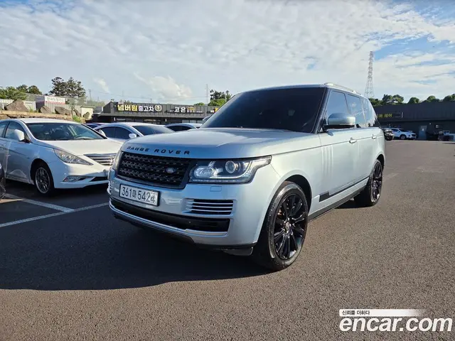 Land Rover Range Rover 2013 3.0 автомат (гидро), миниатюра 1 Land Rover Range Rover 2013 3.0 автомат (гидро), миниатюра 1