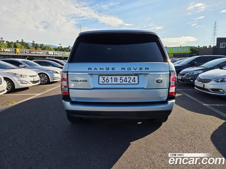 Land Rover Range Rover 2013 3.0 автомат (гидро), фото 4 Land Rover Range Rover 2013 3.0 автомат (гидро), фото 4
