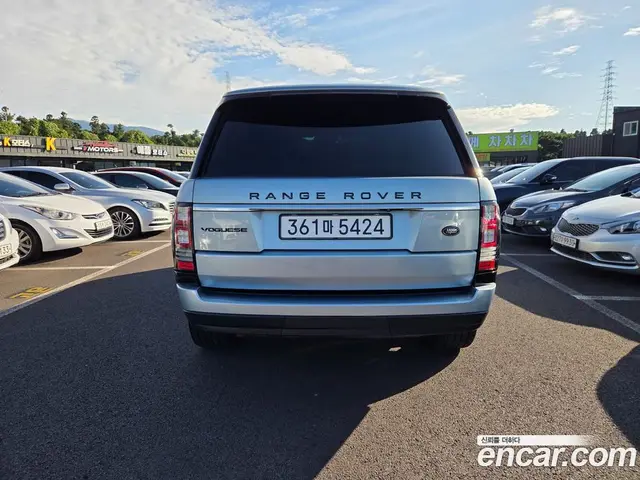Land Rover Range Rover 2013 3.0 автомат (гидро), миниатюра 4 Land Rover Range Rover 2013 3.0 автомат (гидро), миниатюра 4