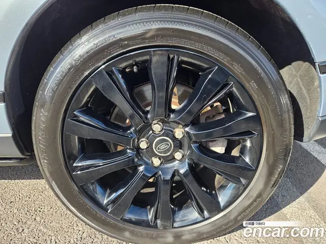 Land Rover Range Rover 2013 3.0 автомат (гидро), миниатюра 5 Land Rover Range Rover 2013 3.0 автомат (гидро), миниатюра 5