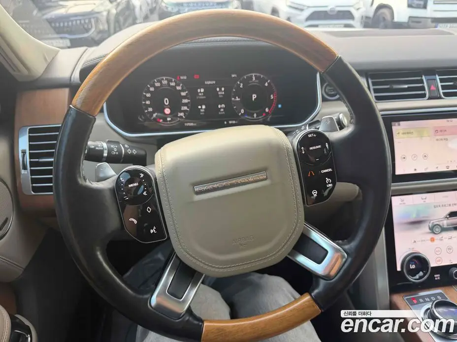 Land Rover Range Rover 2018 4.4 автомат (гидро), фото 14 Land Rover Range Rover 2018 4.4 автомат (гидро), фото 14