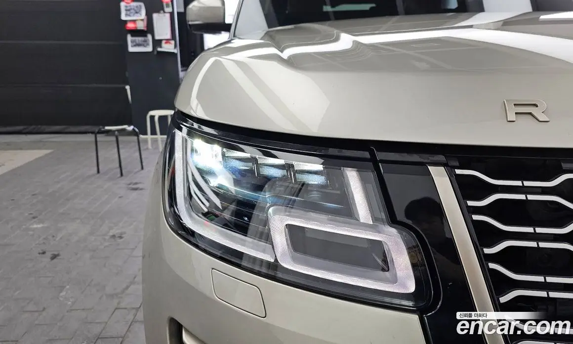 Land Rover Range Rover 2021 5.0 автомат (гидро), фото 8 Land Rover Range Rover 2021 5.0 автомат (гидро), фото 8