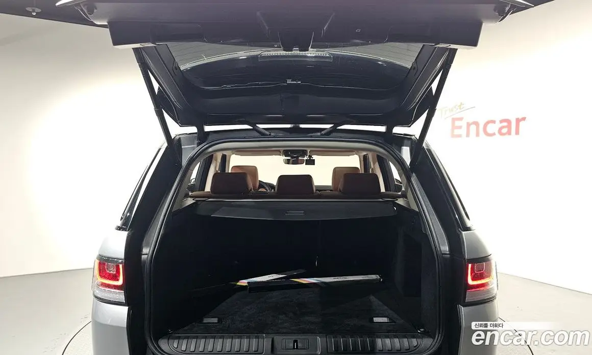 Land Rover Range Rover Sport 2017 3.0 автомат (гидро), фото 24 Land Rover Range Rover Sport 2017 3.0 автомат (гидро), фото 24