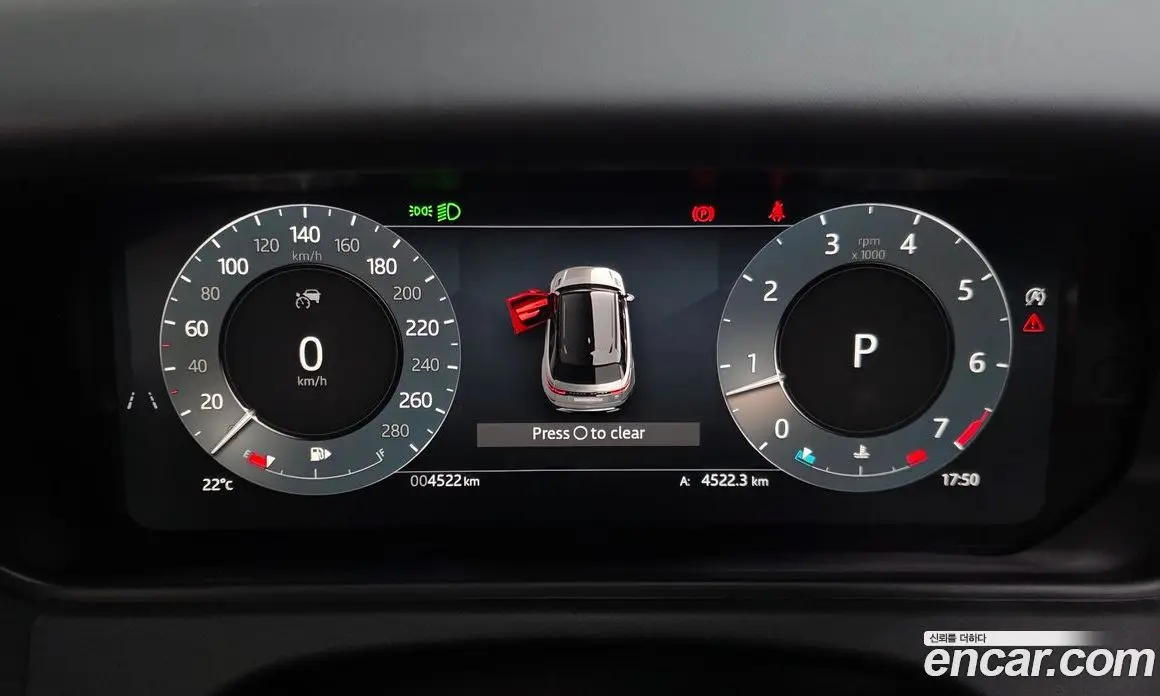 Land Rover Range Rover Velar 2025 2.0 автомат (гидро), фото 16