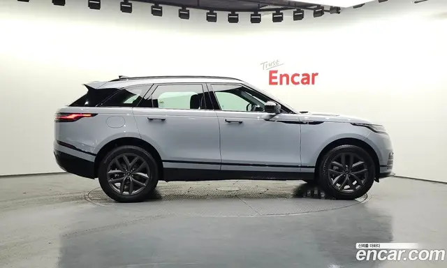Land Rover Range Rover Velar 2026 2.0 автомат (гидро), миниатюра 5 Land Rover Range Rover Velar 2026 2.0 автомат (гидро), миниатюра 5