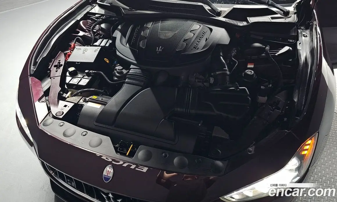 Maserati Ghibli 2017 3.0 автомат (гидро), фото 6 Maserati Ghibli 2017 3.0 автомат (гидро), фото 6