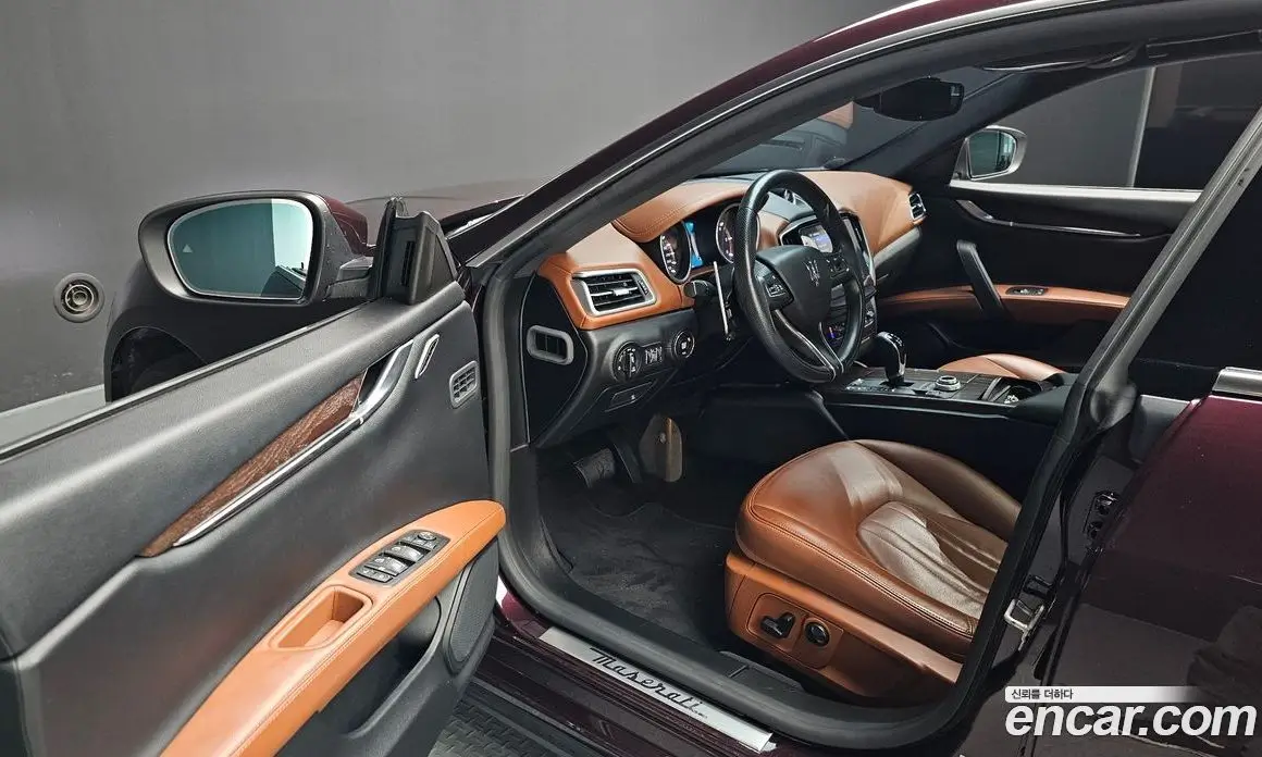 Maserati Ghibli 2017 3.0 автомат (гидро), фото 10 Maserati Ghibli 2017 3.0 автомат (гидро), фото 10