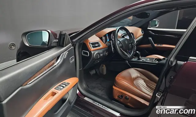 Maserati Ghibli 2017 3.0 автомат (гидро), миниатюра 10 Maserati Ghibli 2017 3.0 автомат (гидро), миниатюра 10