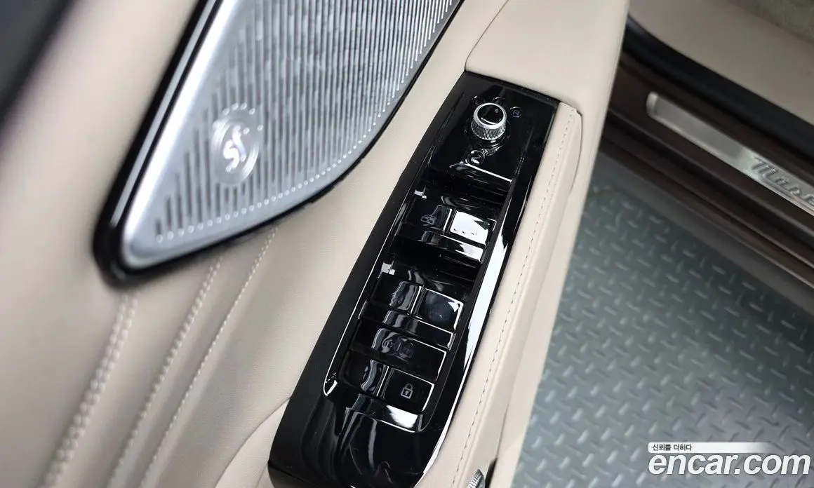 Maserati Grecale 2023 2.0 автомат (гидро), фото 29 Maserati Grecale 2023 2.0 автомат (гидро), фото 29
