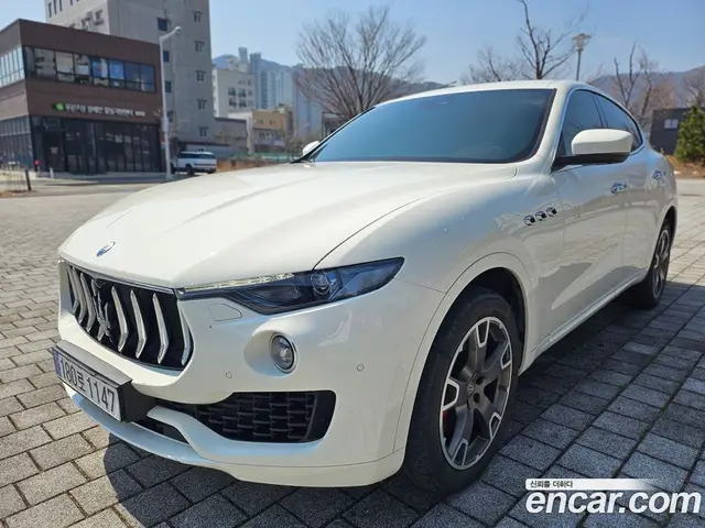 Maserati Levante 2017 3.0 автомат (гидро), миниатюра 2 Maserati Levante 2017 3.0 автомат (гидро), миниатюра 2