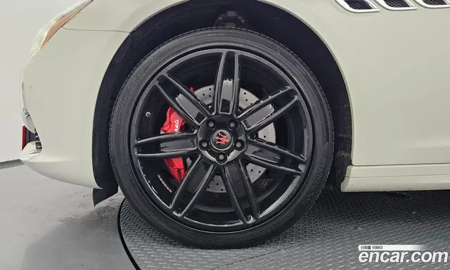 Maserati Quattroporte 2017 3.0 автомат (гидро), миниатюра 5 Maserati Quattroporte 2017 3.0 автомат (гидро), миниатюра 5