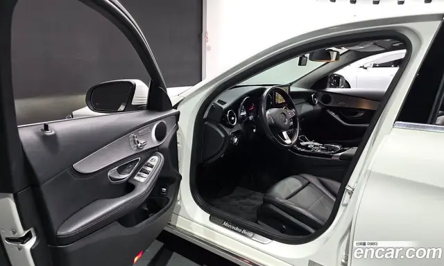 Mercedes-Benz C-Class 2015 2.0 автомат (гидро), миниатюра 10 Mercedes-Benz C-Class 2015 2.0 автомат (гидро), миниатюра 10