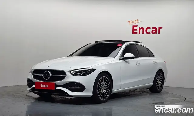 Mercedes-Benz C-Class 2023 2.0 автомат (гидро), миниатюра 1