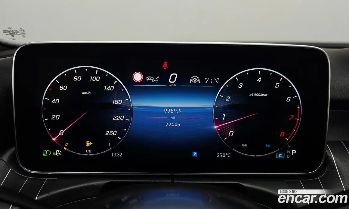 Mercedes-Benz C-Class 2023 2.0 автомат (гидро), фото 11